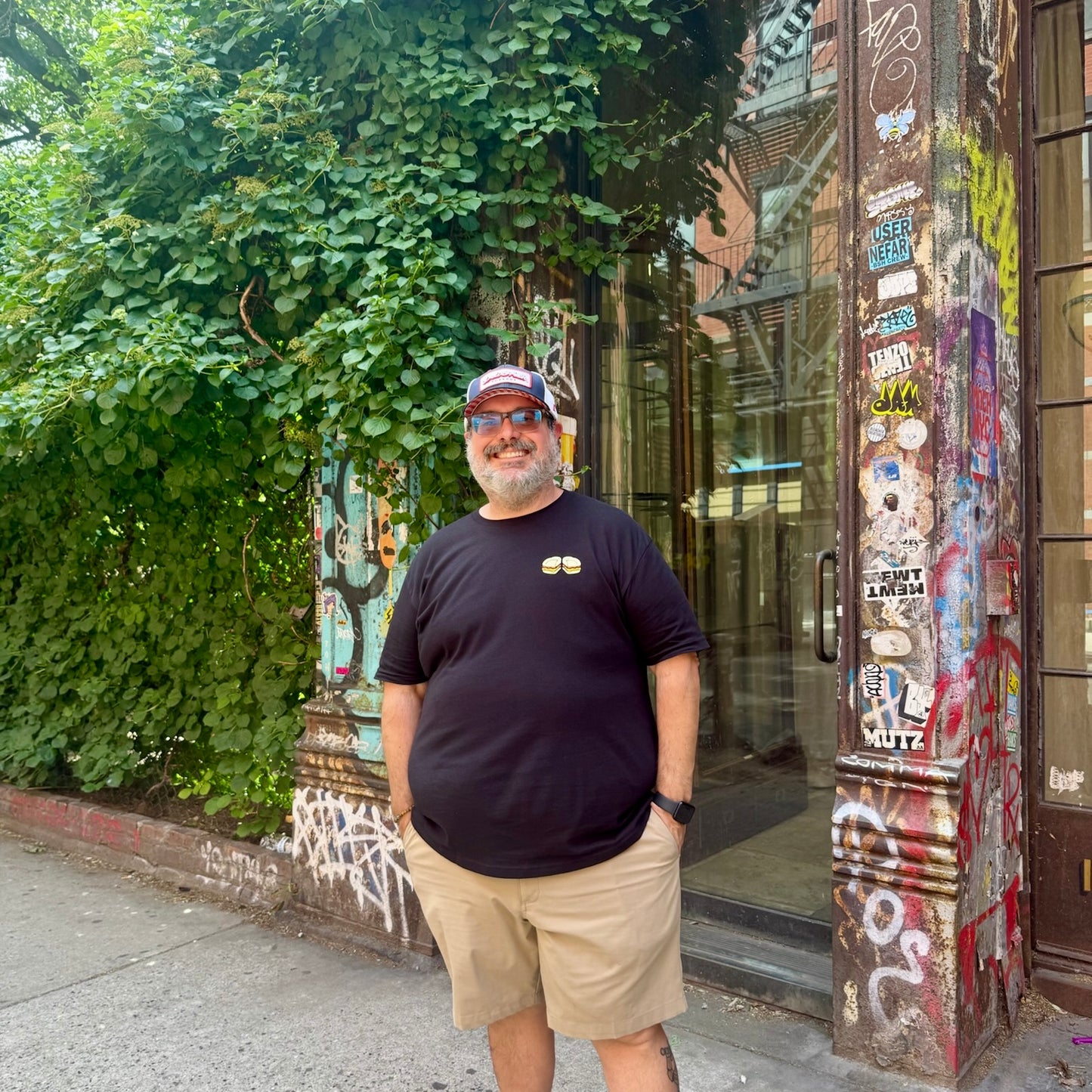 Bella's Bodega- BEC T-shirt